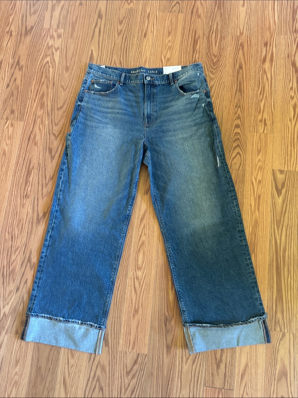 American Eagle Outfitters Wide-Leg Jeans in Medium Blue